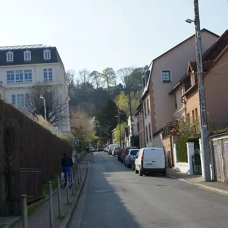 La Salamandre *